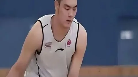 古比斯主场归来，亚博体育下载，，能否一扫阴霾，再夺20胜